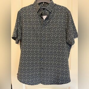 Mizzen+Main Men's Short Sleeve Shirt 
Sz Medium